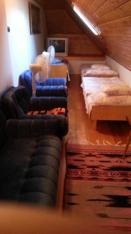 Csokonai Guesthouse Zamardi Room photo