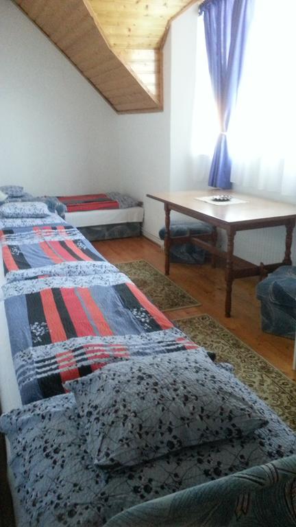 Csokonai Guesthouse Zamardi Room photo
