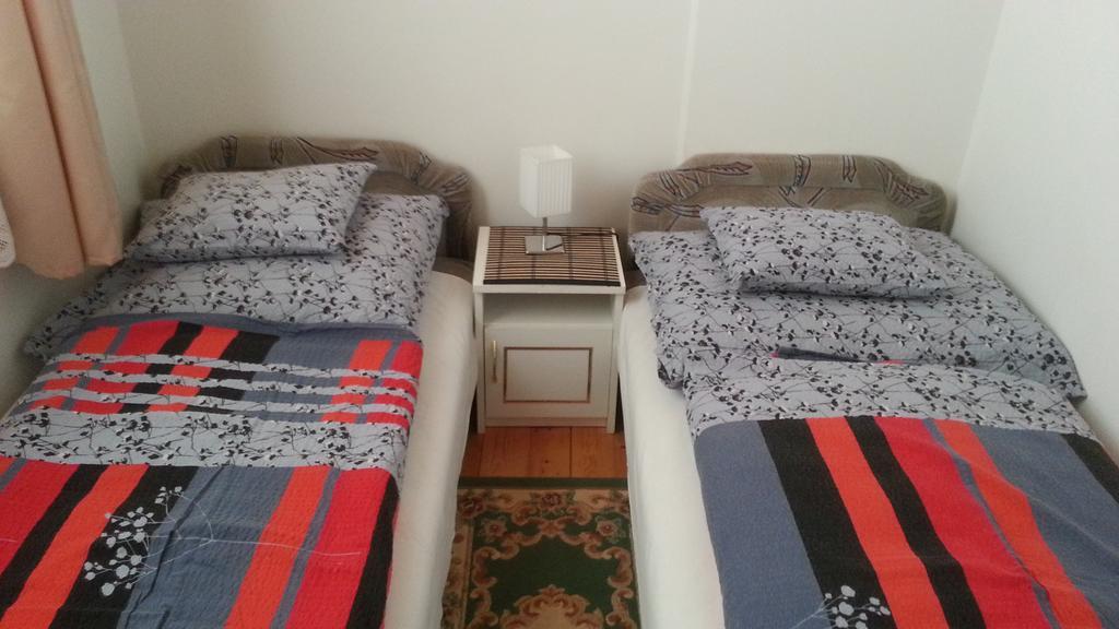 Csokonai Guesthouse Zamardi Room photo